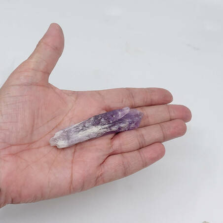 Pointe sciée naturelle d'améthyste